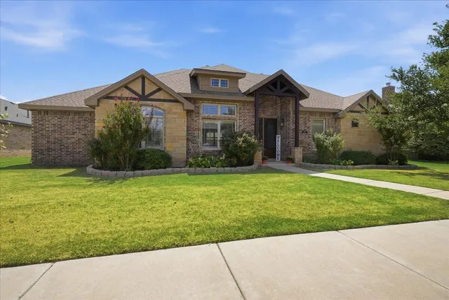 Photo 2 — 1403 Lancelot Avenue, Wolfforth, TX 79382