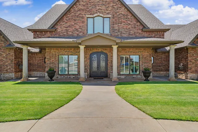 Photo 2 — 5606 County Rd 1450, Lubbock, TX 79407