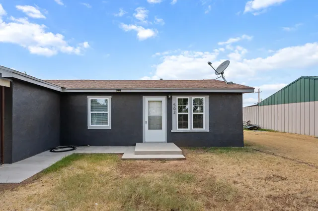 Photo 3 — 502 S Sunset Avenue, Littlefield, TX 79339