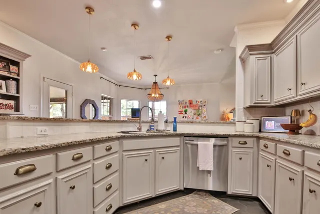 Photo 7 — 6018 74th Street, Lubbock, TX 79424