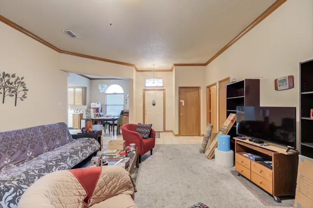 Photo 7 — 408 Kewanee Avenue, Lubbock, TX 79416