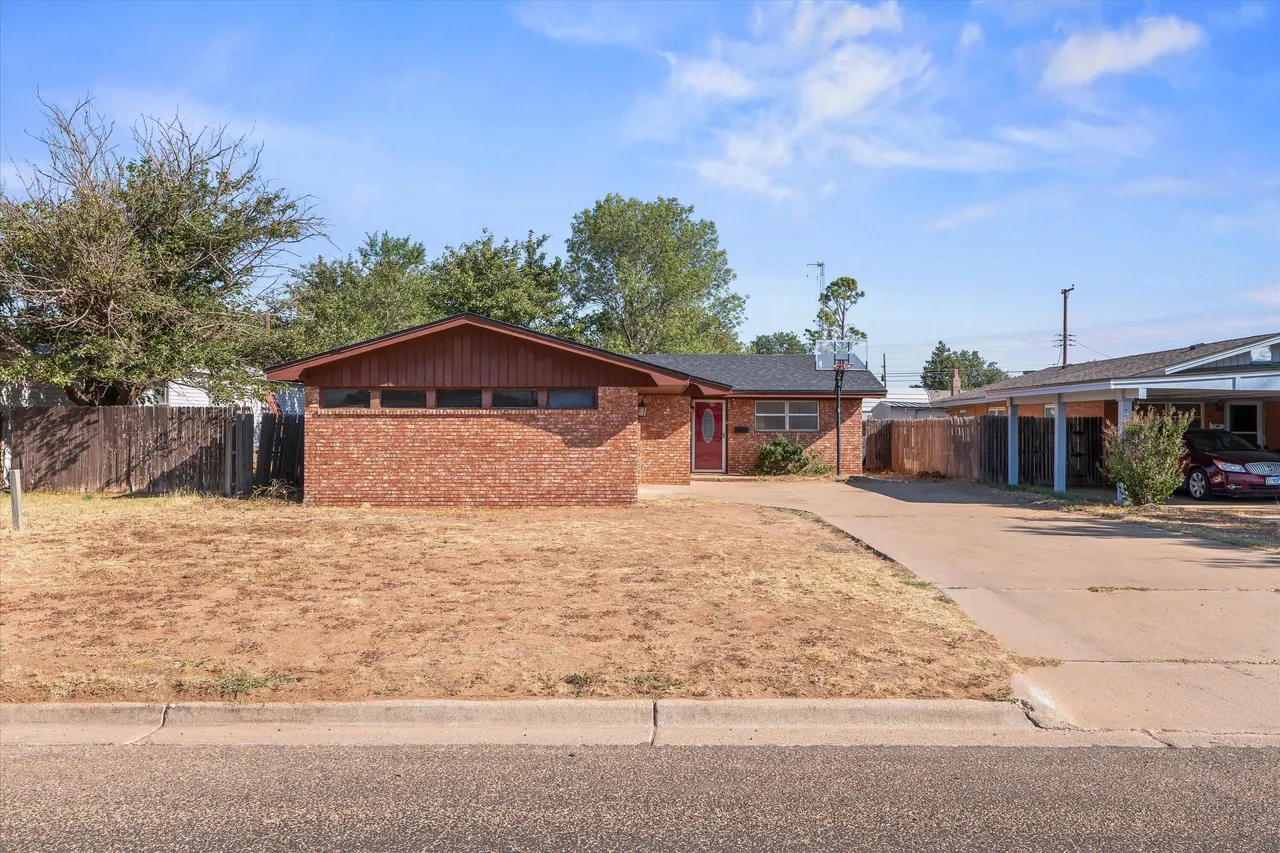Photo 24 — 327 Cherry Street, Levelland, TX 79336