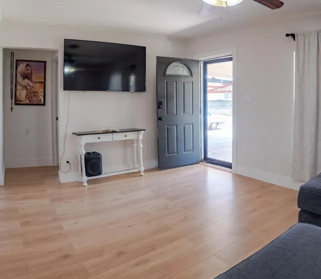 Photo 4 — 528 41st Street, Lubbock, TX 79404