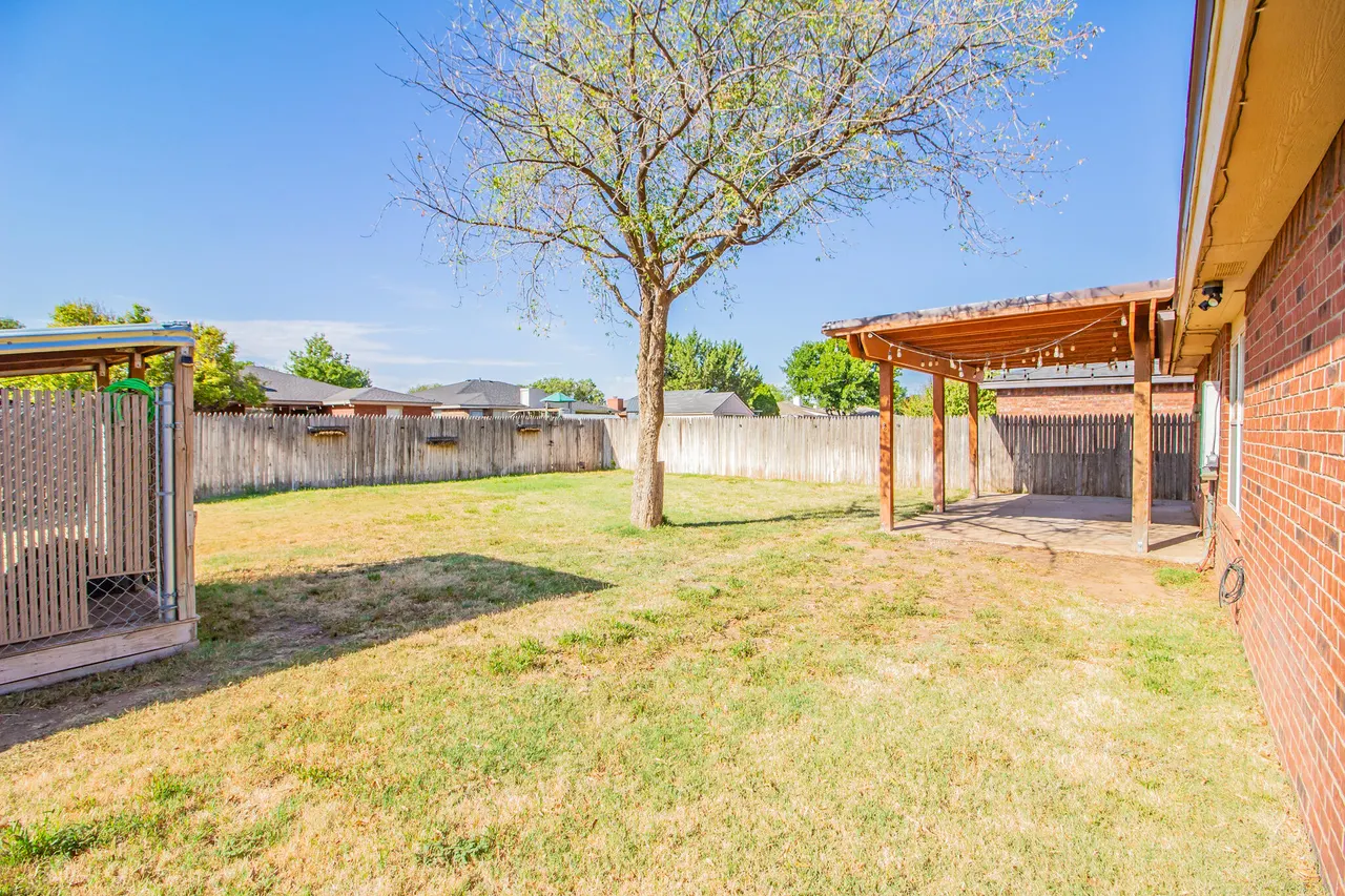 Photo 17 — 6105 7th Street, Lubbock, TX 79416