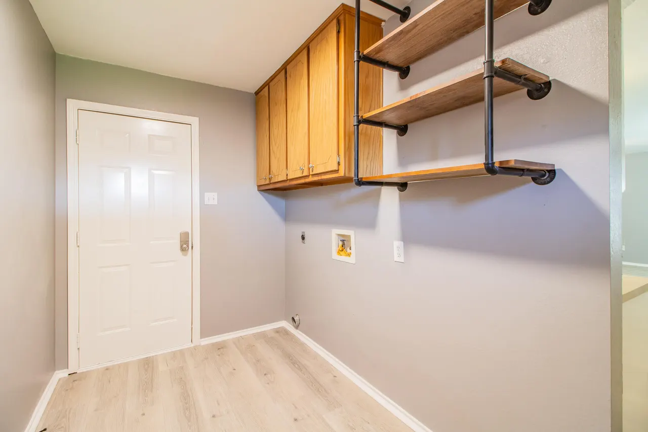 Photo 15 — 6105 7th Street, Lubbock, TX 79416