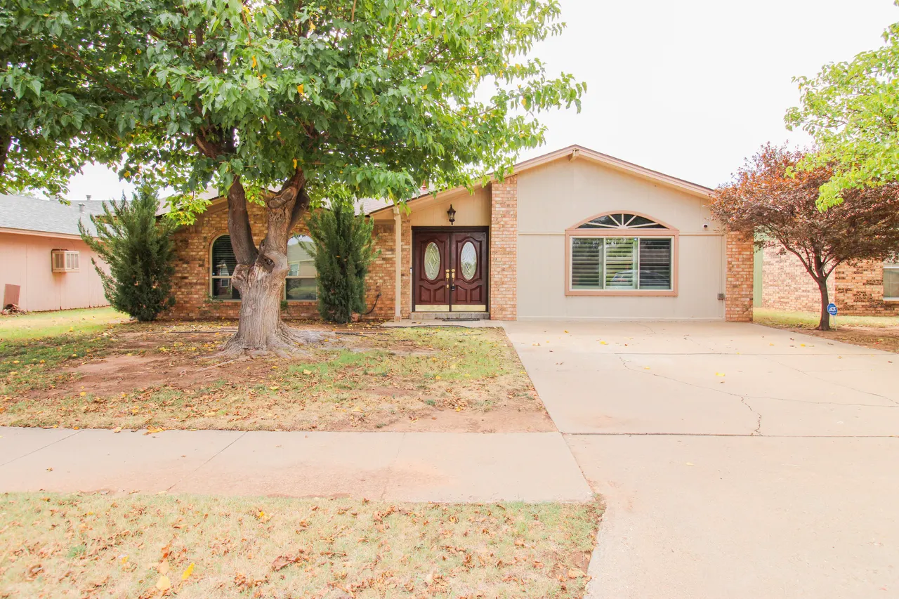 Photo 2 — 5709 Emory Street, Lubbock, TX 79416