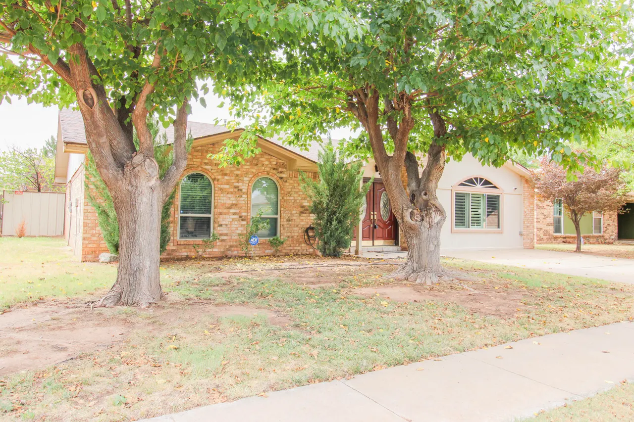 Photo 4 — 5709 Emory Street, Lubbock, TX 79416