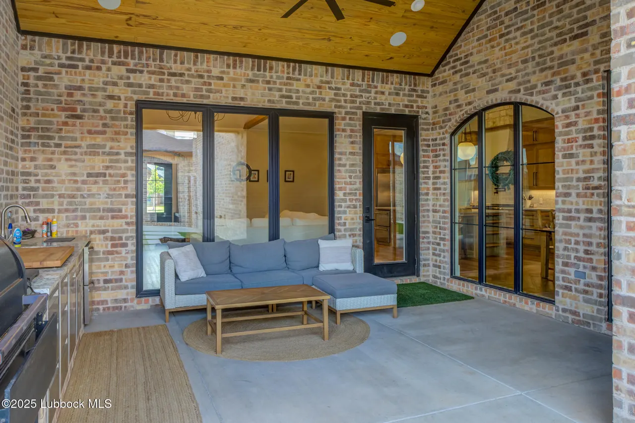 Photo 54 — 608 N 11th Street, Wolfforth, TX 79382