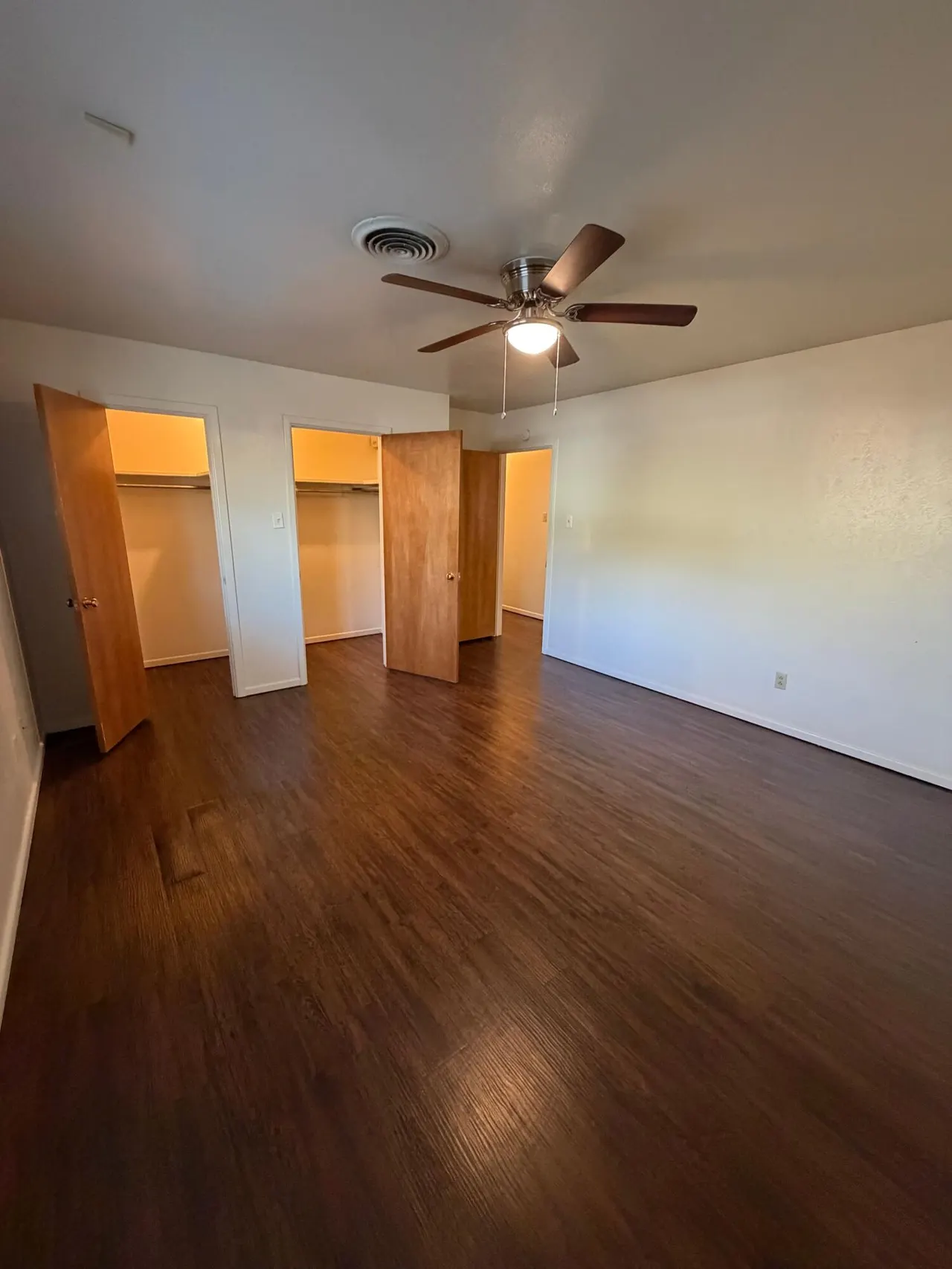 Photo 8 — 2410 33rd Street B, Lubbock, TX 79411