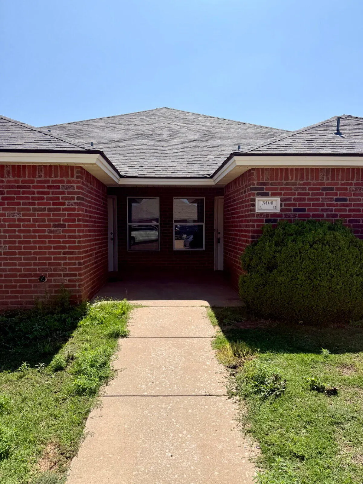 Photo 2 — 304 N Brentwood Avenue A, Lubbock, TX 79416