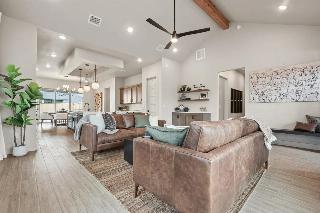 Photo 6 — 7604 52nd Street, Lubbock, TX 79407