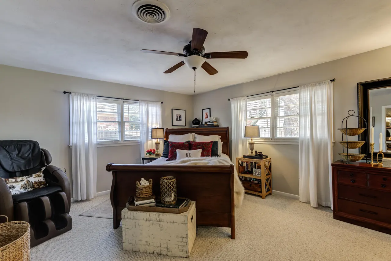 Photo 4 — 4625 29th Street, Lubbock, TX 79410