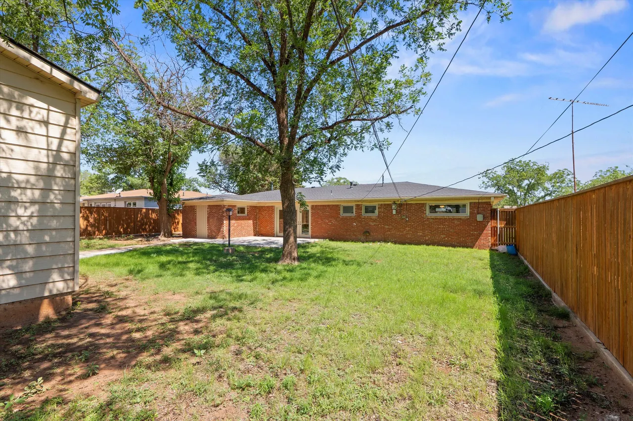 Photo 24 — 1214 E Buckley Street, Brownfield, TX 79316
