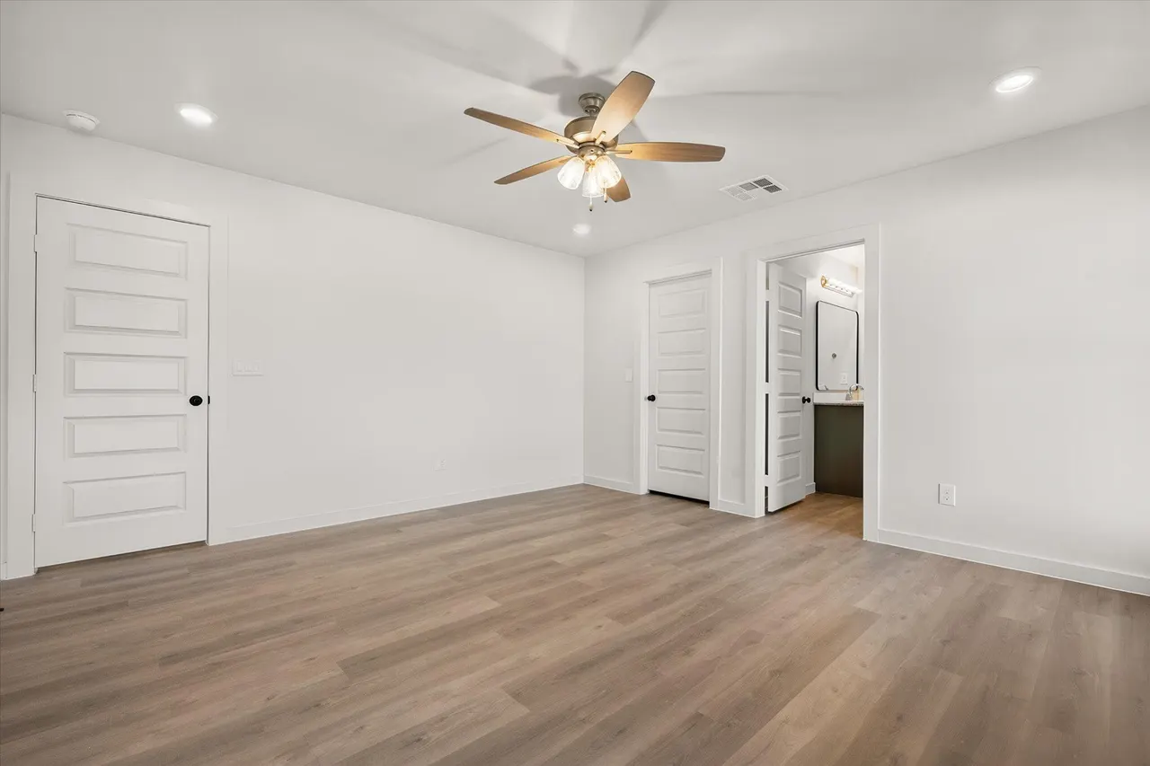 Photo 19 — 6305 Viola Avenue, Lubbock, TX 79407