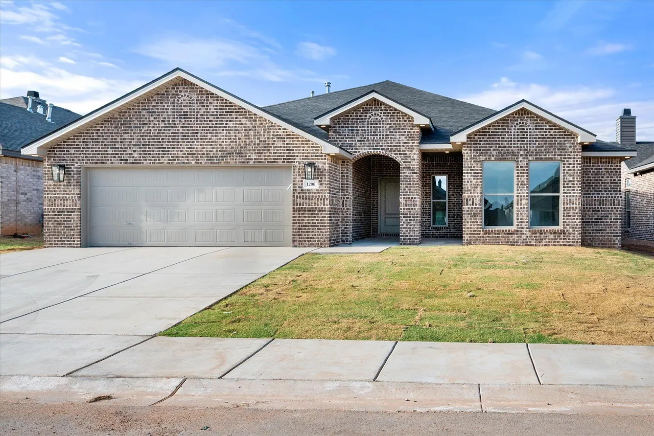 Front exterior — 1206 E 31st Street, Wolfforth, TX 79382