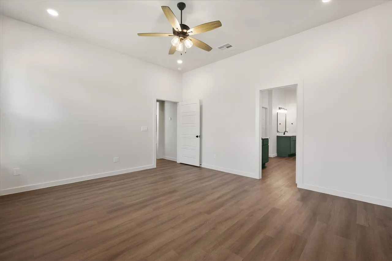 Photo 19 — 6924 18th Place, Lubbock, TX 79416