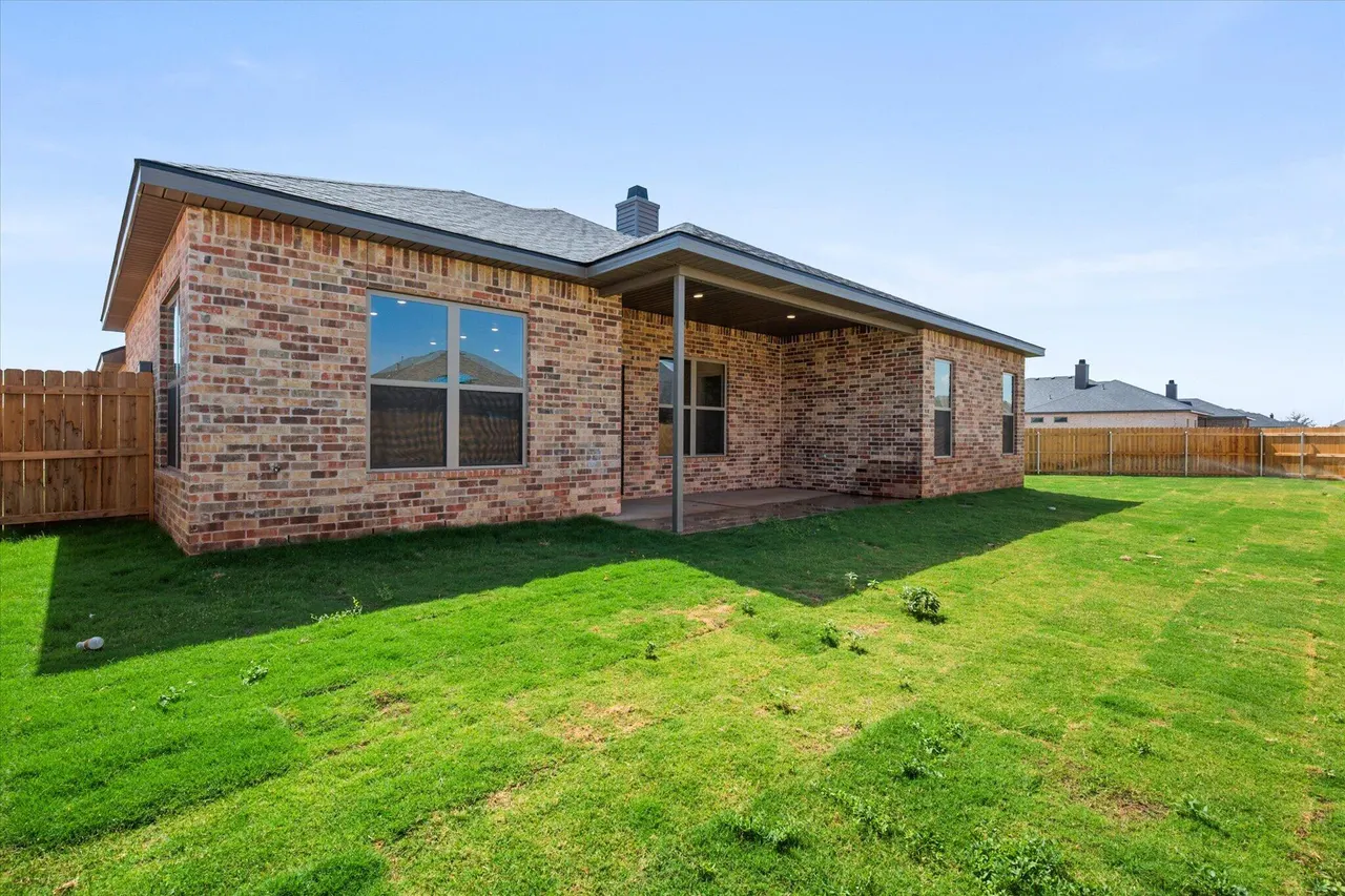 Photo 31 — 6924 18th Place, Lubbock, TX 79416