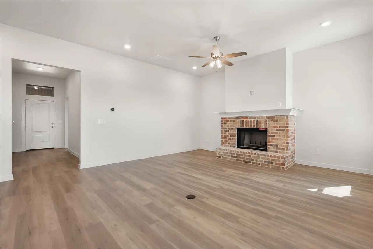 Photo 13 — 8513 24th Street, Lubbock, TX 79407
