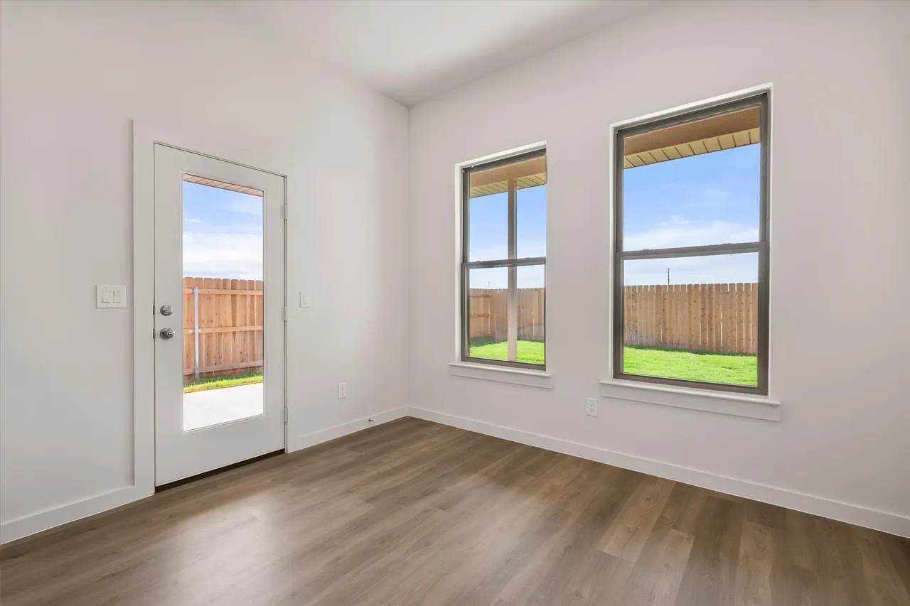 Photo 14 — 8513 24th Street, Lubbock, TX 79407