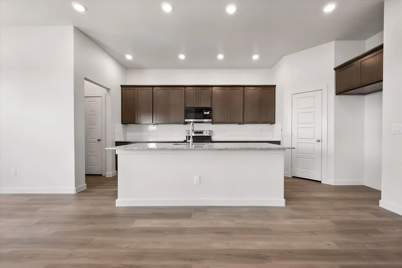Photo 15 — 8513 24th Street, Lubbock, TX 79407