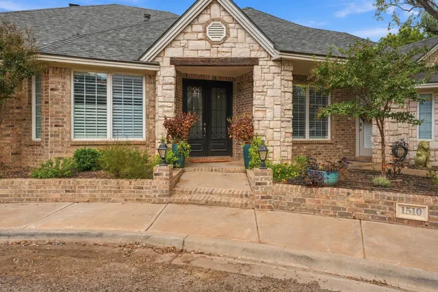 Photo 4 — 1510 Lancelot Avenue, Wolfforth, TX 79382