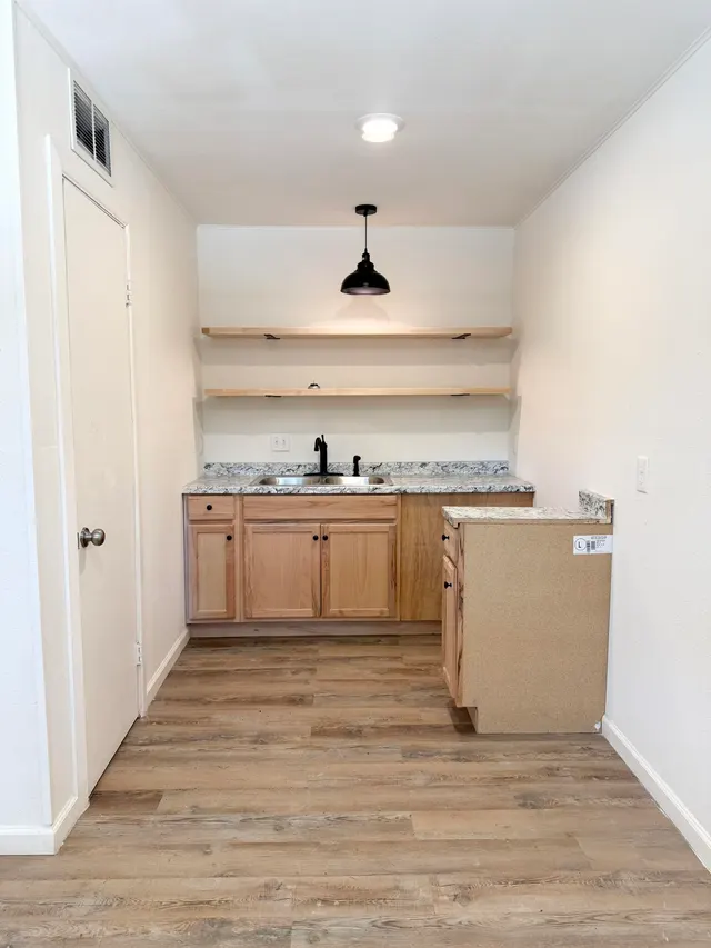 Photo 8 — 1710 9th Street 8, Lubbock, TX 79401