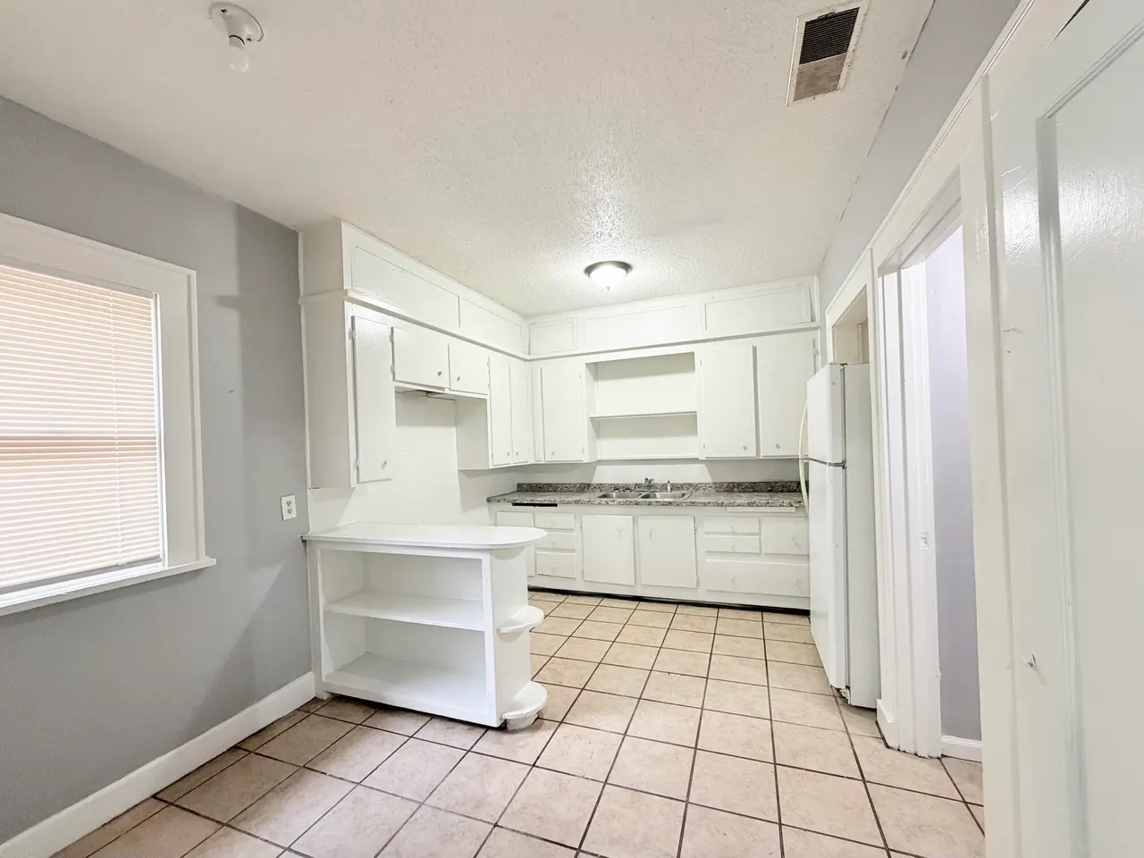 Photo 5 — 2119 15th Street, Lubbock, TX 79401
