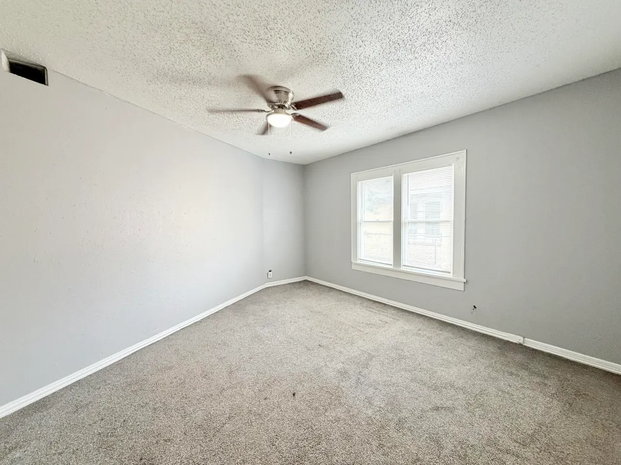 Photo 11 — 2119 15th Street, Lubbock, TX 79401