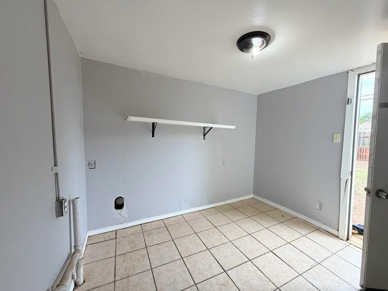 Photo 14 — 2119 15th Street, Lubbock, TX 79401