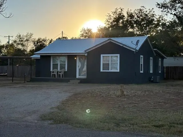 Front exterior — 1429 Avenue L, Tahoka, TX 79373
