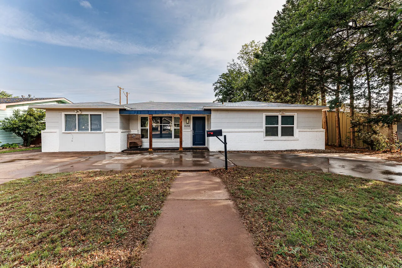 Front exterior — 4208 40th Street, Lubbock, TX 79413