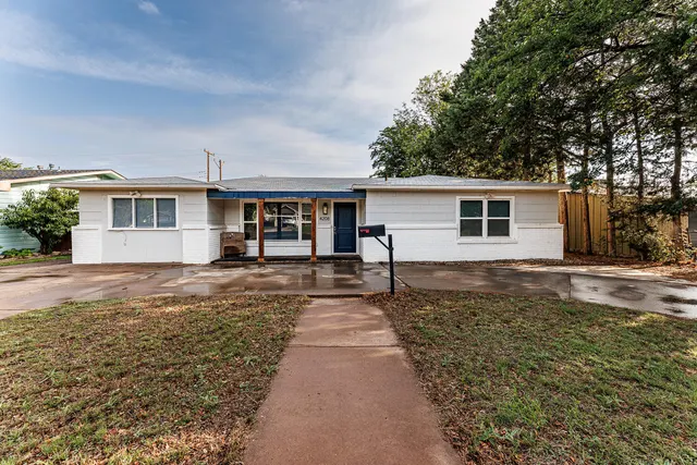Front exterior — 4208 40th Street, Lubbock, TX 79413