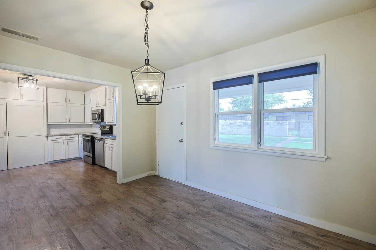 Photo 13 — 4208 40th Street, Lubbock, TX 79413