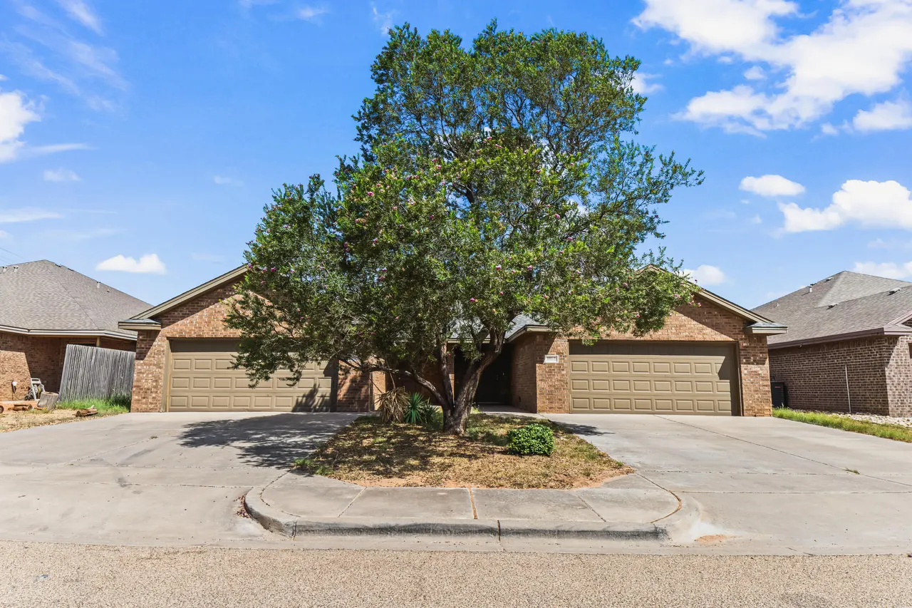 Front exterior — 9803 Avenue V, Lubbock, TX 79423