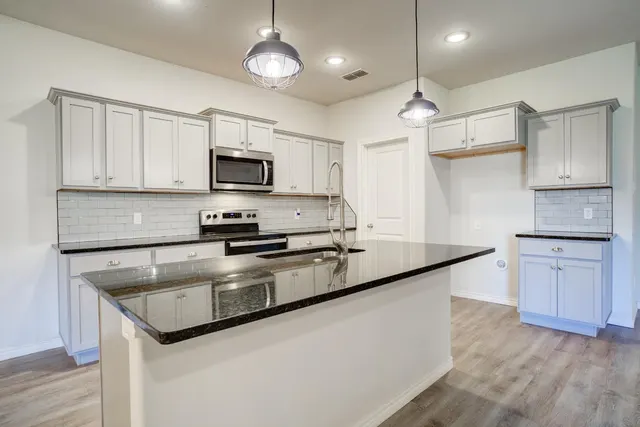 Photo 6 — 2531 137th Street, Lubbock, TX 79423