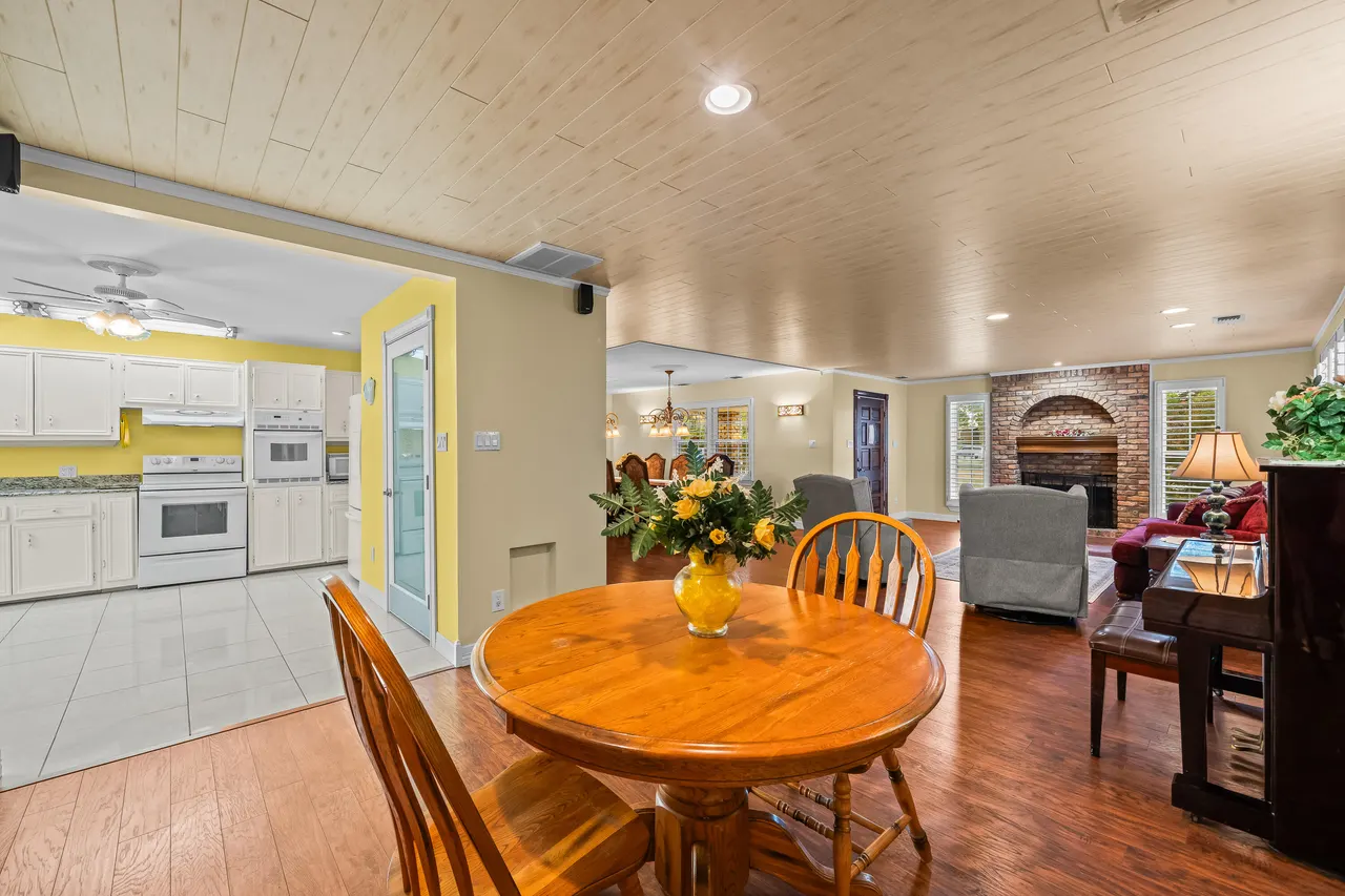 Photo 16 — 4406 16th Street, Lubbock, TX 79416