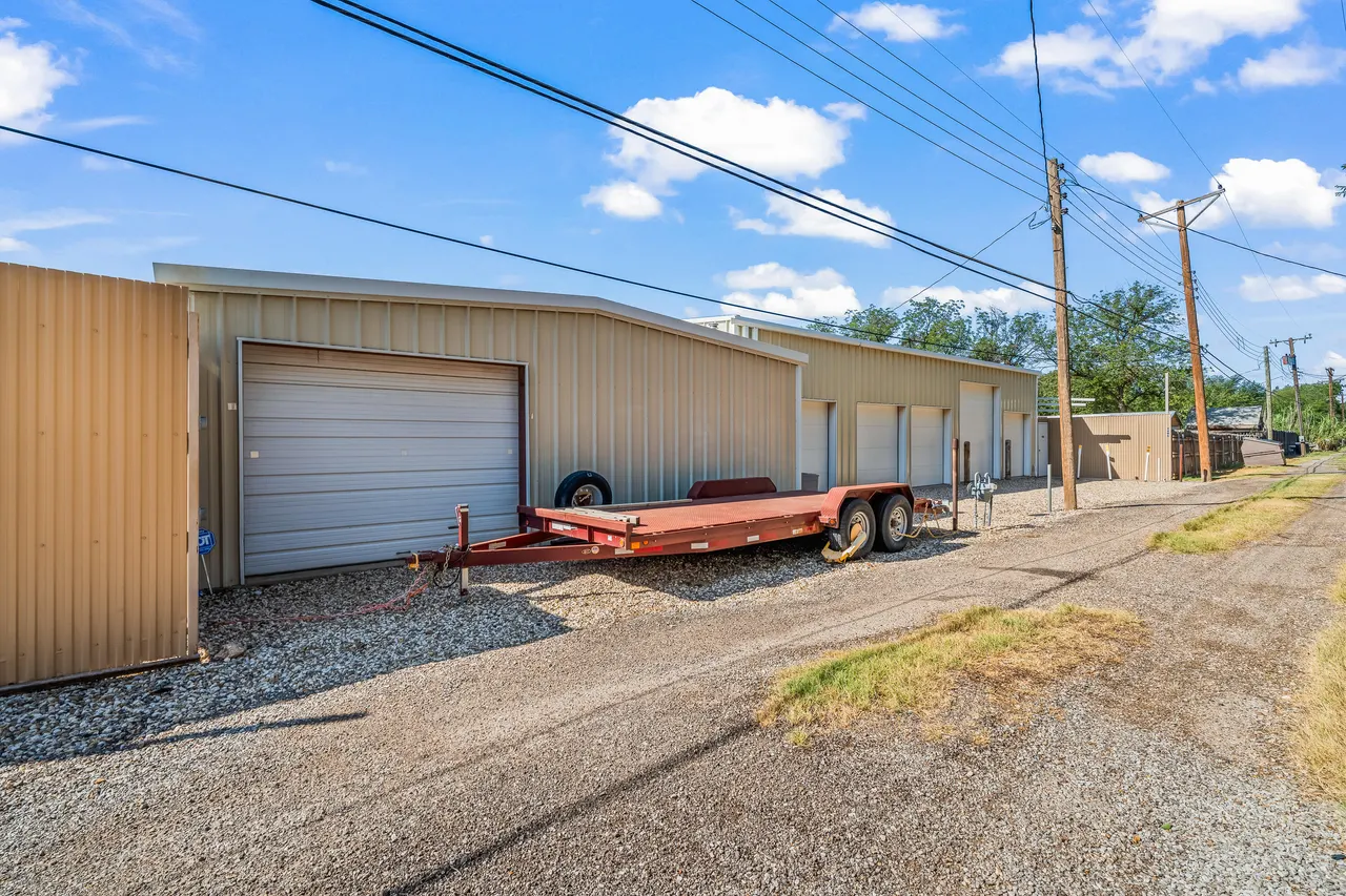 Photo 61 — 4406 16th Street, Lubbock, TX 79416