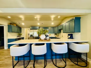 Sold home at 573 Comanche Drive