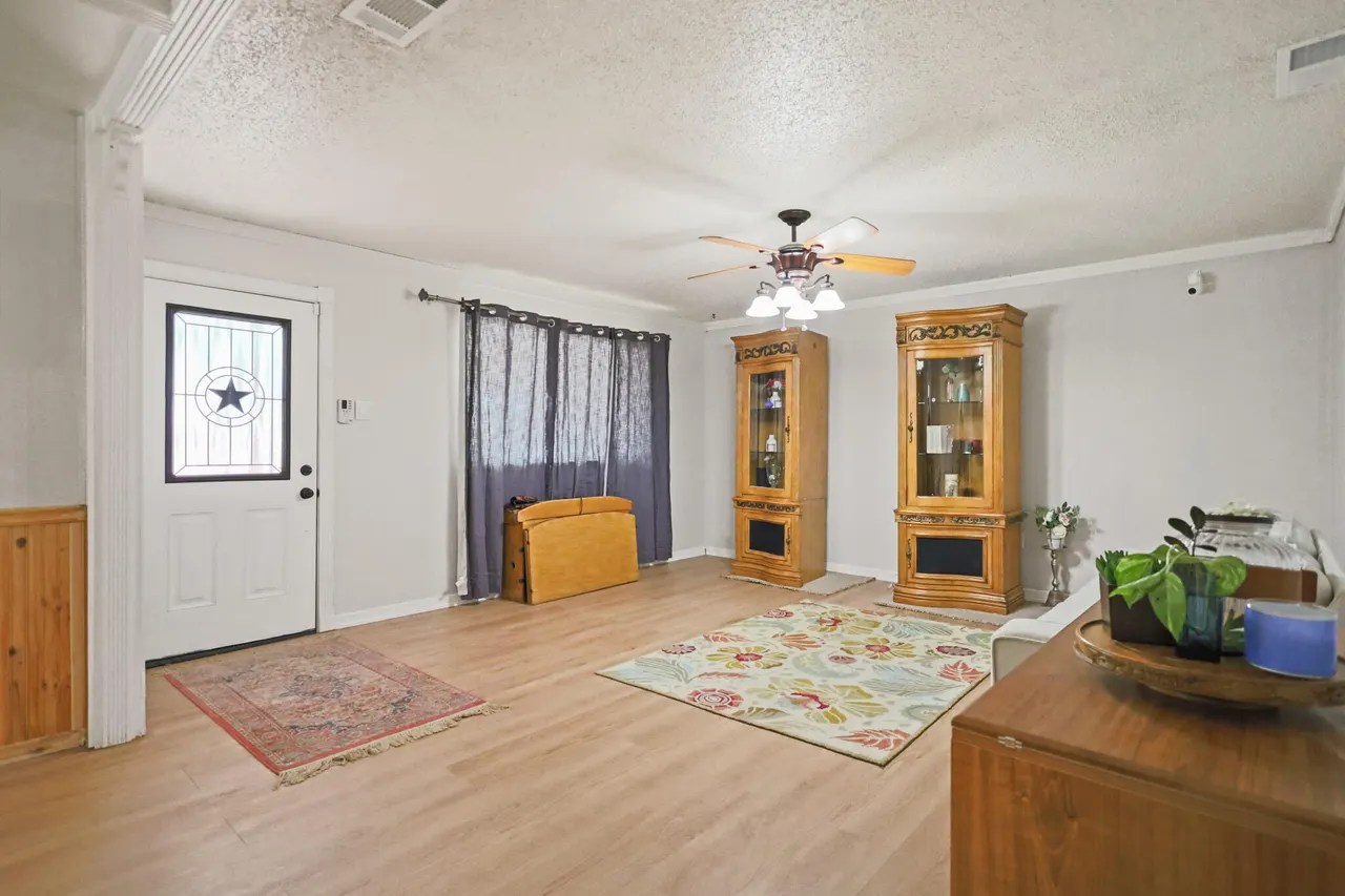 Photo 6 — 4504 Marshall Street, Lubbock, TX 79416