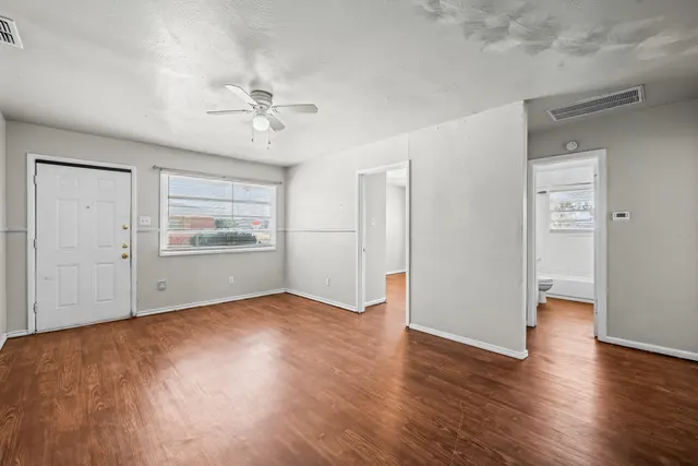 Photo 2 — 2336 62nd Street A, Lubbock, TX 79412