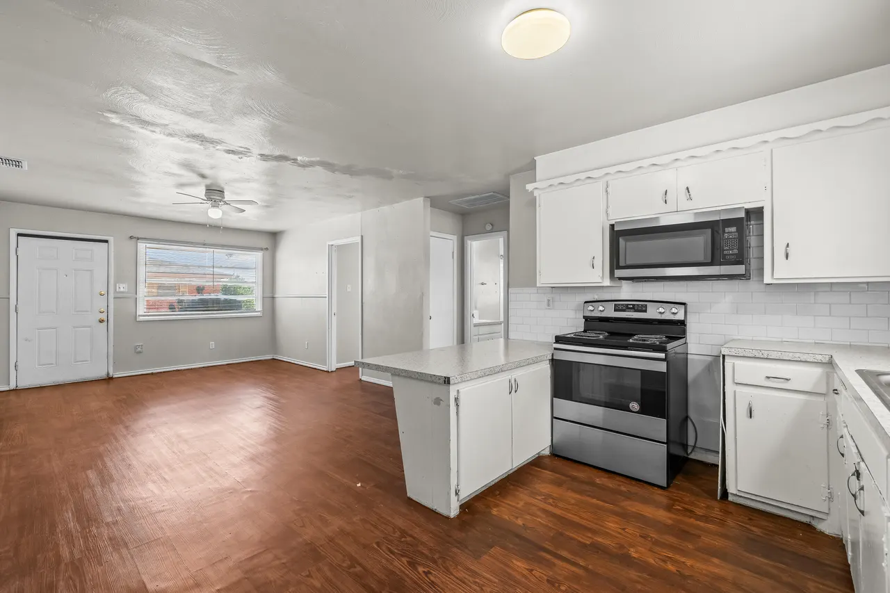 Photo 8 — 2336 62nd Street A, Lubbock, TX 79412