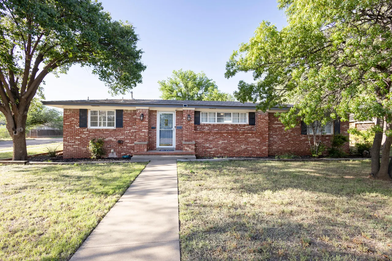 Front exterior — 3220 31st Street, Lubbock, TX 79410