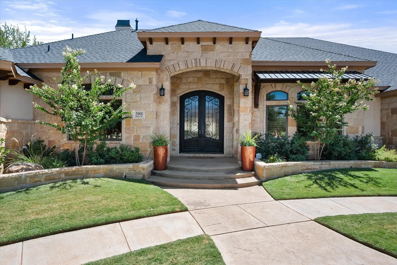 Photo 3 — 3901 110th Street, Lubbock, TX 79423