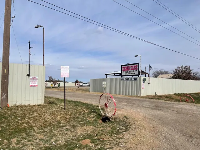 Photo 2 — 505 E County Rd 7300, Lubbock, TX 79404