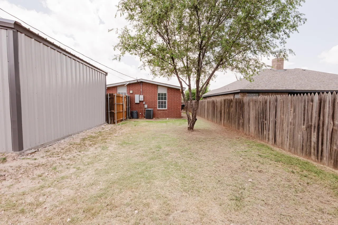 Photo 27 — 614 Locust Street, Idalou, TX 79329