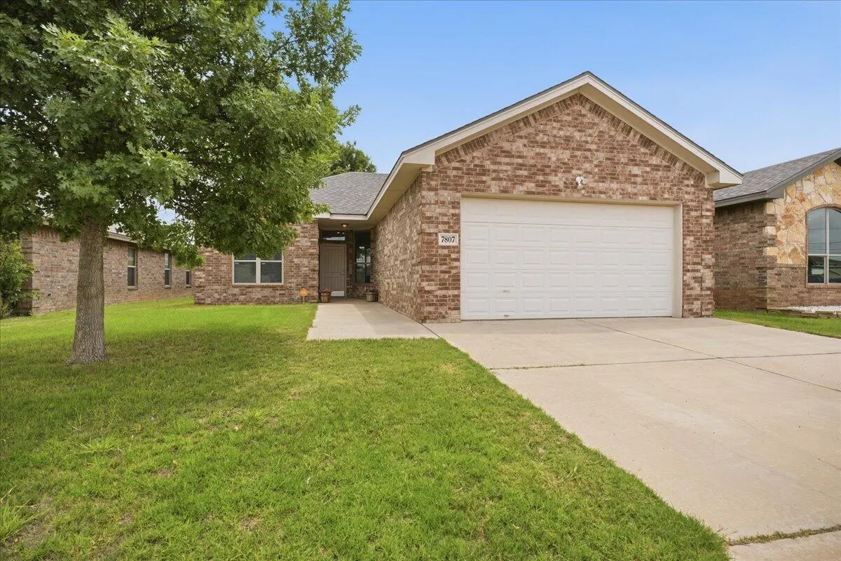 Photo 2 — 7807 85th Street, Lubbock, TX 79424