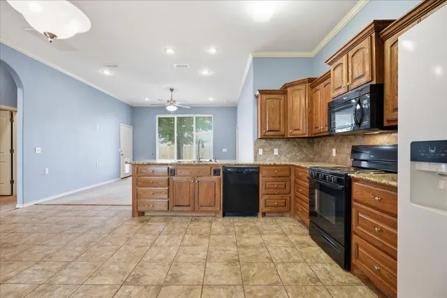 Photo 5 — 7807 85th Street, Lubbock, TX 79424