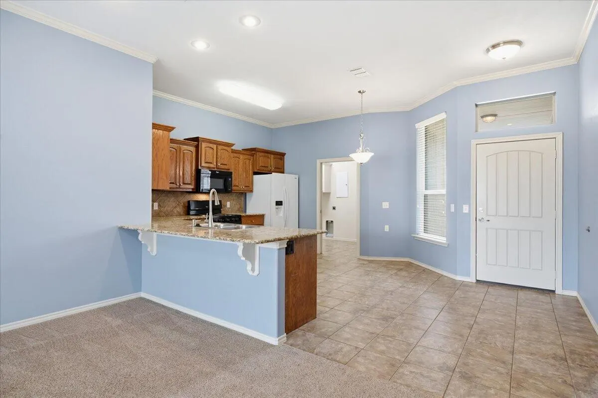 Photo 9 — 7807 85th Street, Lubbock, TX 79424