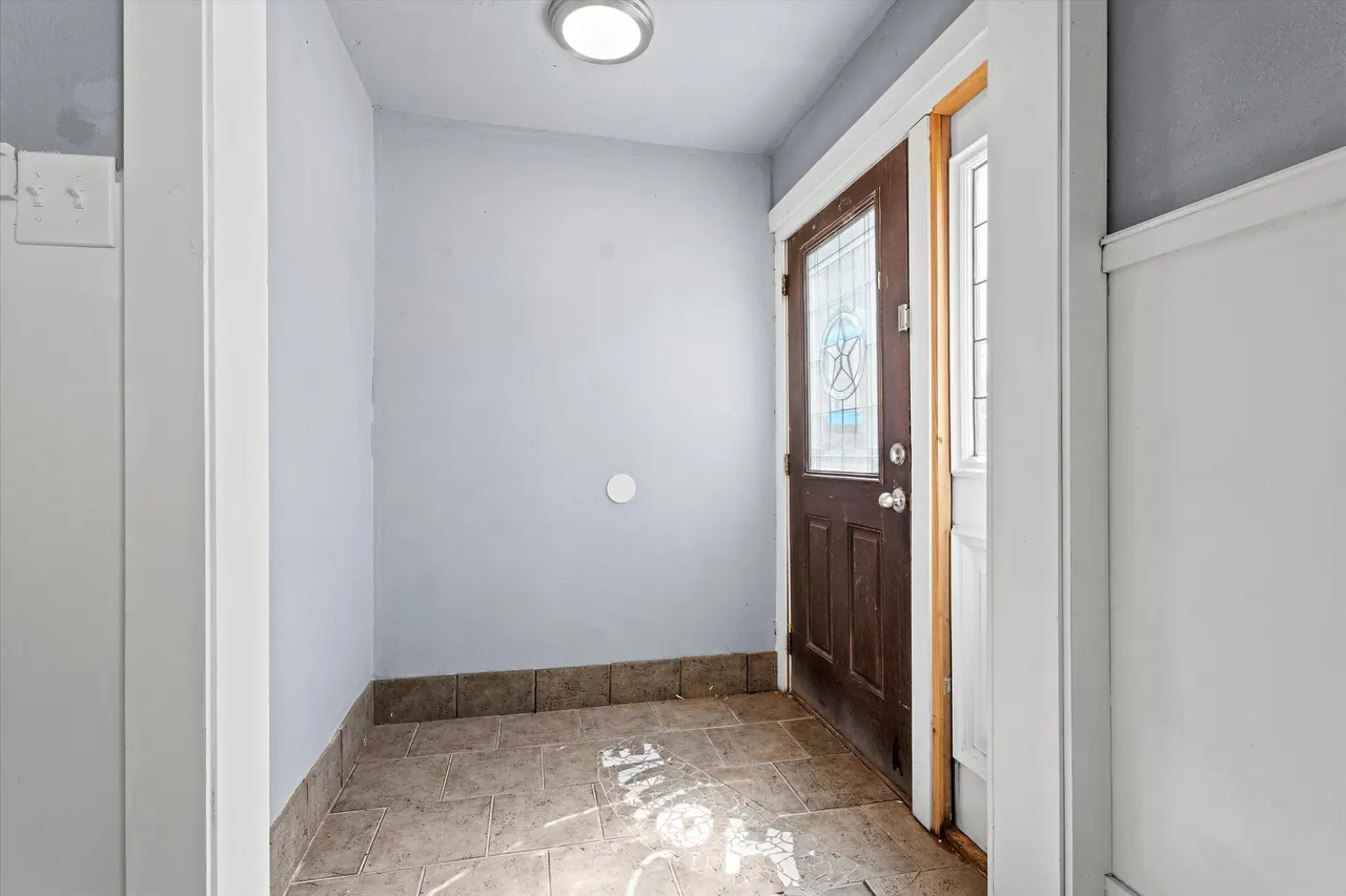 Photo 3 — 2222 27th Street, Lubbock, TX 79411