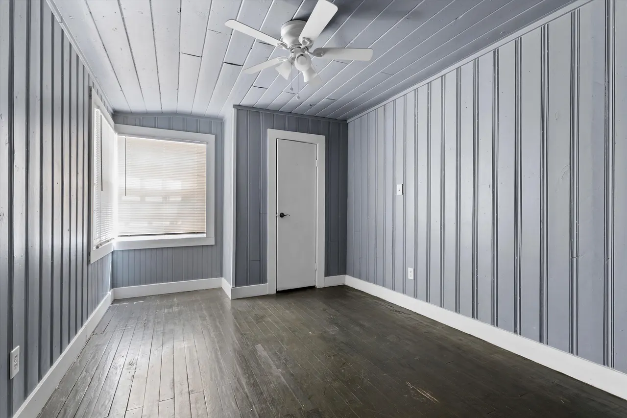 Photo 17 — 2222 27th Street, Lubbock, TX 79411